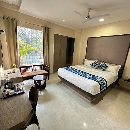 לקנאו Hotel Pinaka Inn מראה חיצוני תמונה