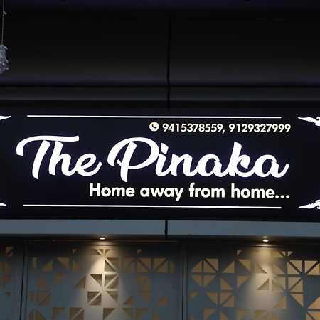לקנאו Hotel Pinaka Inn מראה חיצוני תמונה